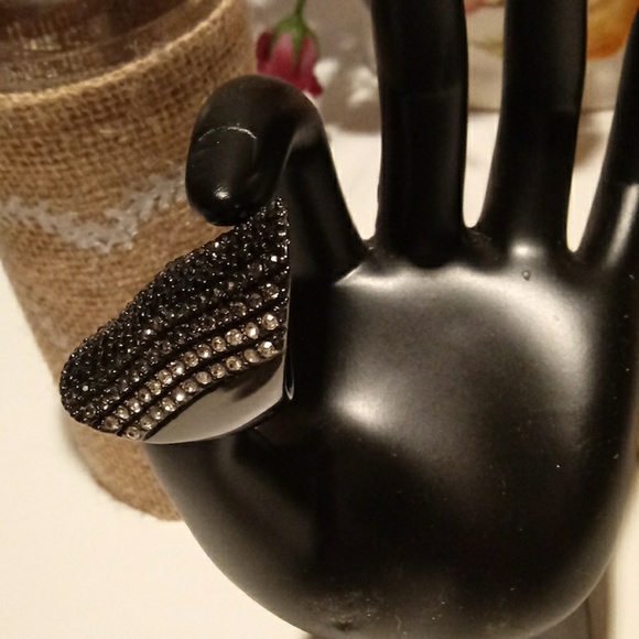 Black marcasite ring - Picture 3 of 4